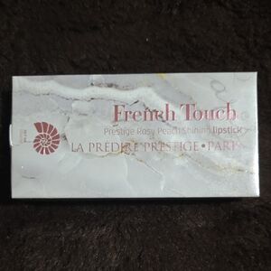 French Touch Lipstick - Rosy Peach